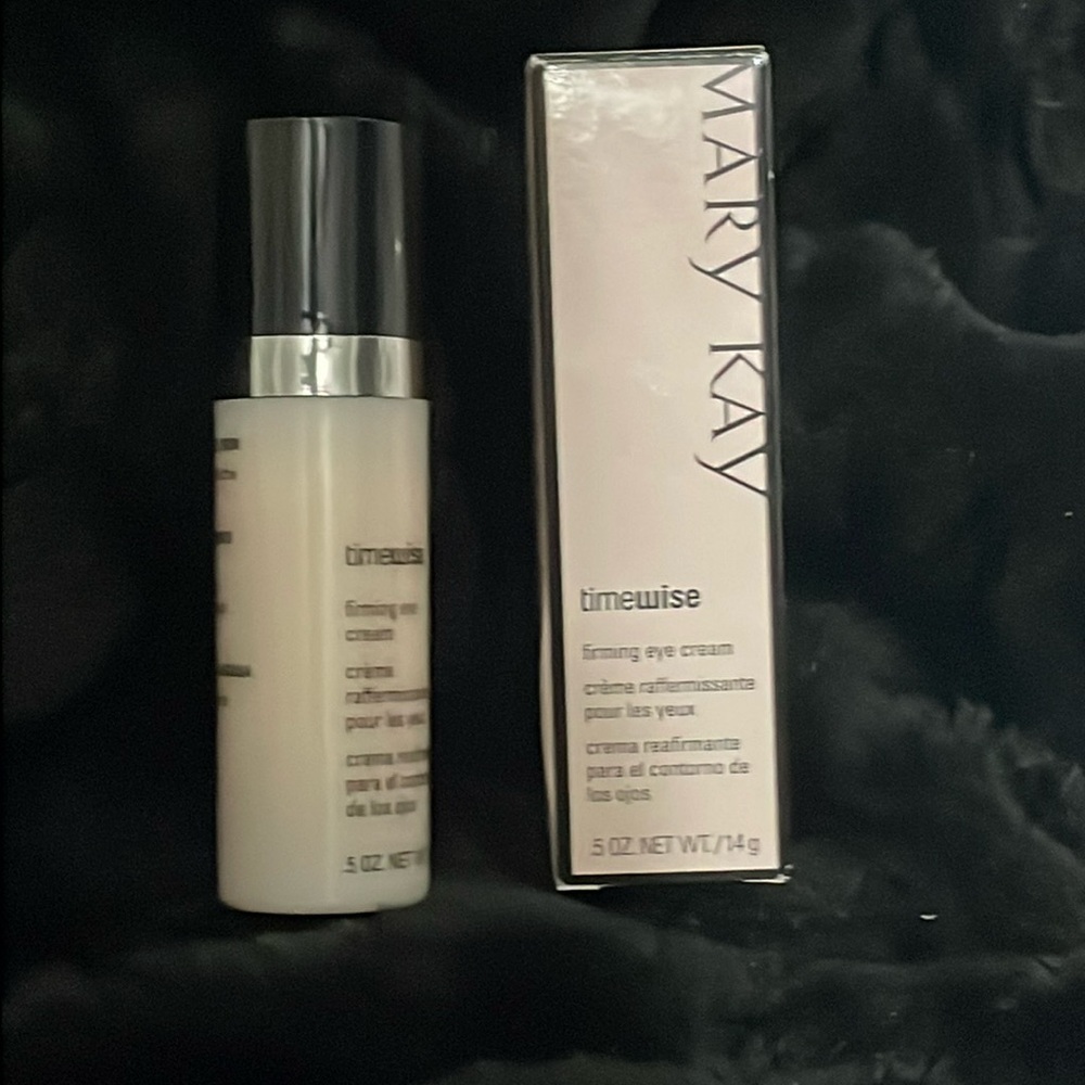 TimeWise 
Firming Eye cream
.5 oz.